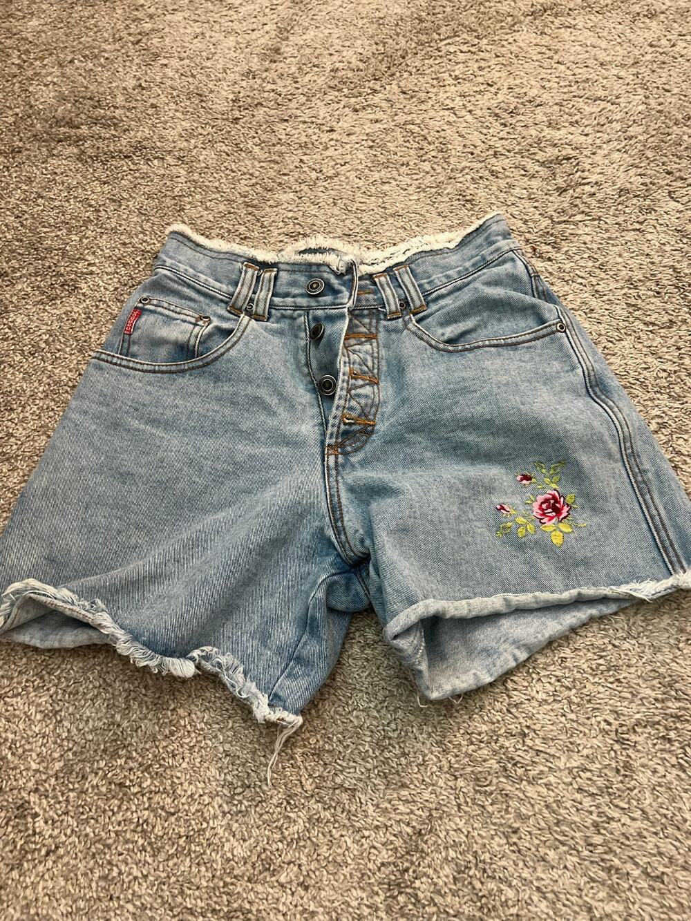 Jou Jou Floral Patch Vintage Y2K Embroidered Denim Shorts - Petite